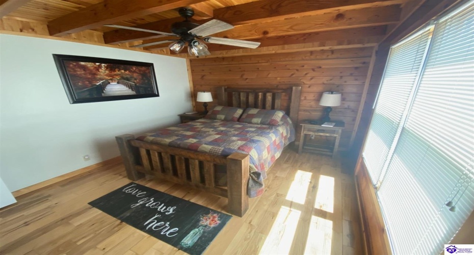 Lucas Road, Lucas, Kentucky 42156, ,4 BathroomsBathrooms,For Sale,Lucas Road,HK24004026