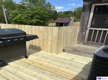 Lucas Road, Lucas, Kentucky 42156, ,4 BathroomsBathrooms,For Sale,Lucas Road,HK24004026