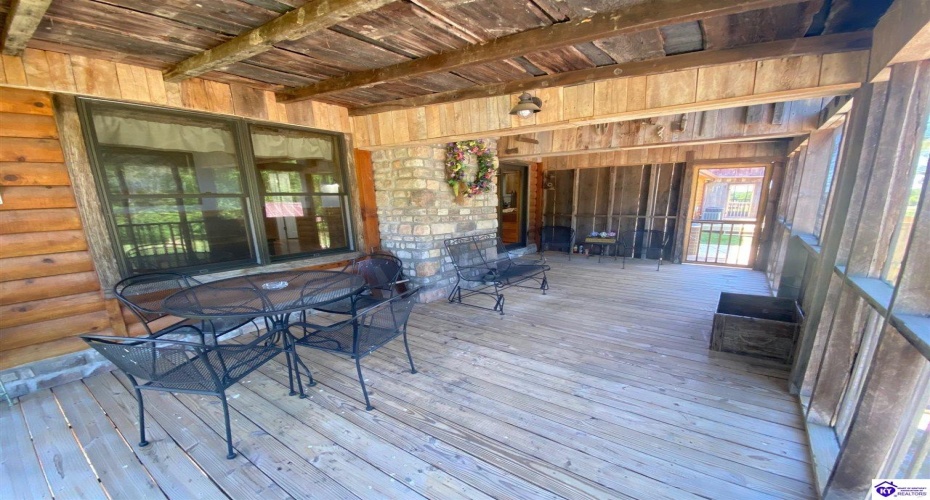 Lucas Road, Lucas, Kentucky 42156, ,4 BathroomsBathrooms,For Sale,Lucas Road,HK24004026