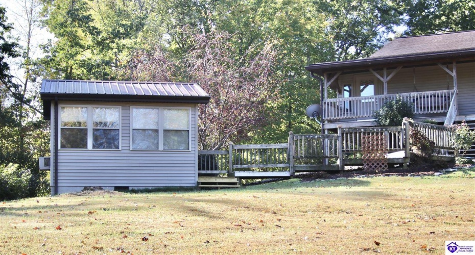 D Wilson Road, Knifley, Kentucky 42753, ,3 BathroomsBathrooms,For Sale,D Wilson Road,HK24004027