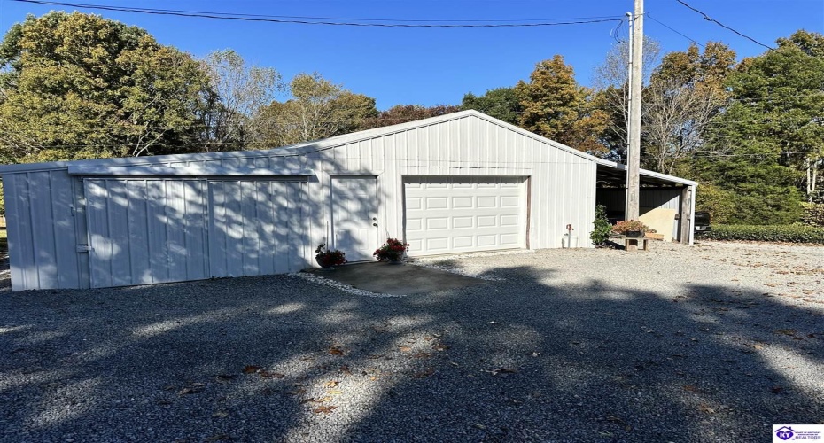 D Wilson Road, Knifley, Kentucky 42753, ,3 BathroomsBathrooms,For Sale,D Wilson Road,HK24004027