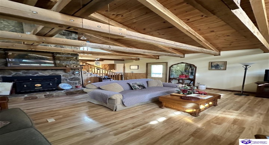 D Wilson Road, Knifley, Kentucky 42753, ,3 BathroomsBathrooms,For Sale,D Wilson Road,HK24004027