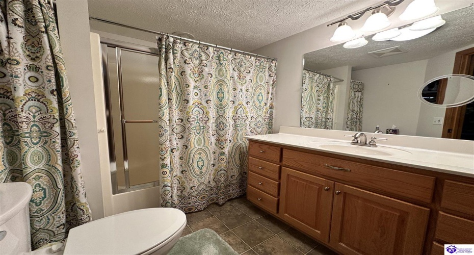 D Wilson Road, Knifley, Kentucky 42753, ,3 BathroomsBathrooms,For Sale,D Wilson Road,HK24004027