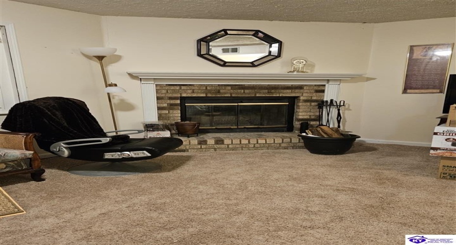 Scenic Drive, Radcliff, Kentucky 40160, ,3 BathroomsBathrooms,For Sale,Scenic Drive,HK24004030