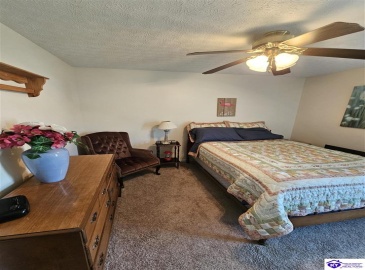 Scenic Drive, Radcliff, Kentucky 40160, ,3 BathroomsBathrooms,For Sale,Scenic Drive,HK24004030