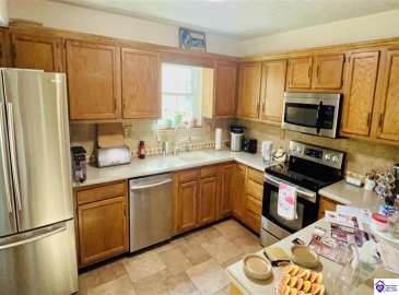 Scenic Drive, Radcliff, Kentucky 40160, ,3 BathroomsBathrooms,For Sale,Scenic Drive,HK24004030