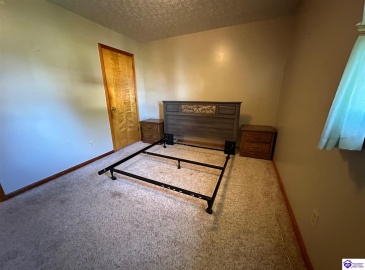 Valley Drive, Greensburg, Kentucky 42743, ,1 BathroomBathrooms,For Sale,Valley Drive,HK24004034