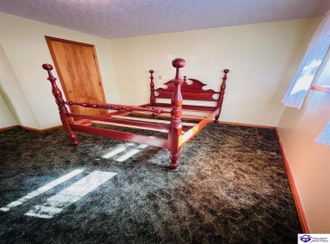 Valley Drive, Greensburg, Kentucky 42743, ,1 BathroomBathrooms,For Sale,Valley Drive,HK24004034