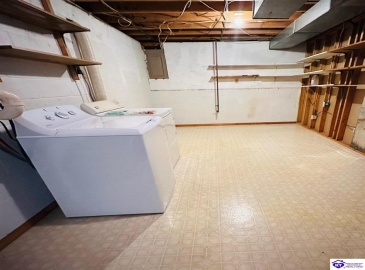 Valley Drive, Greensburg, Kentucky 42743, ,1 BathroomBathrooms,For Sale,Valley Drive,HK24004034