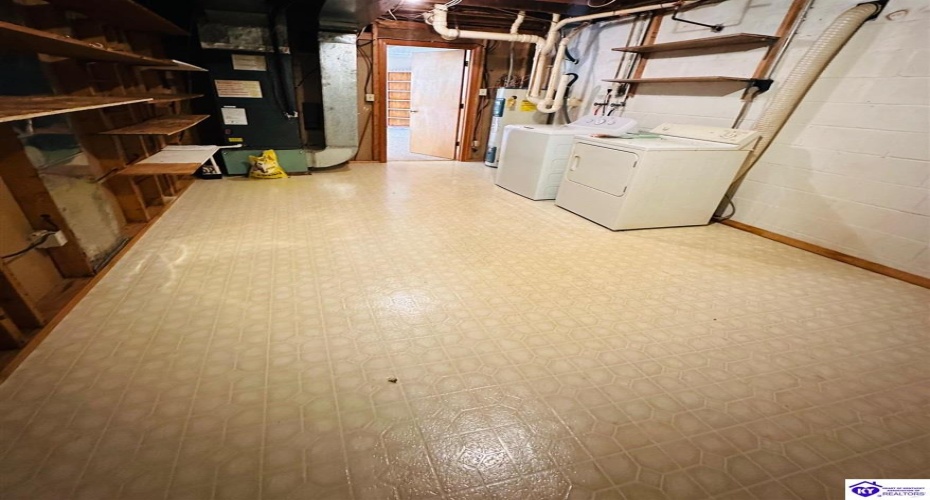 Valley Drive, Greensburg, Kentucky 42743, ,1 BathroomBathrooms,For Sale,Valley Drive,HK24004034