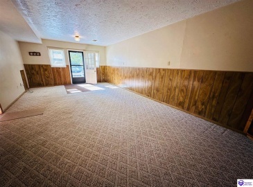 Valley Drive, Greensburg, Kentucky 42743, ,1 BathroomBathrooms,For Sale,Valley Drive,HK24004034