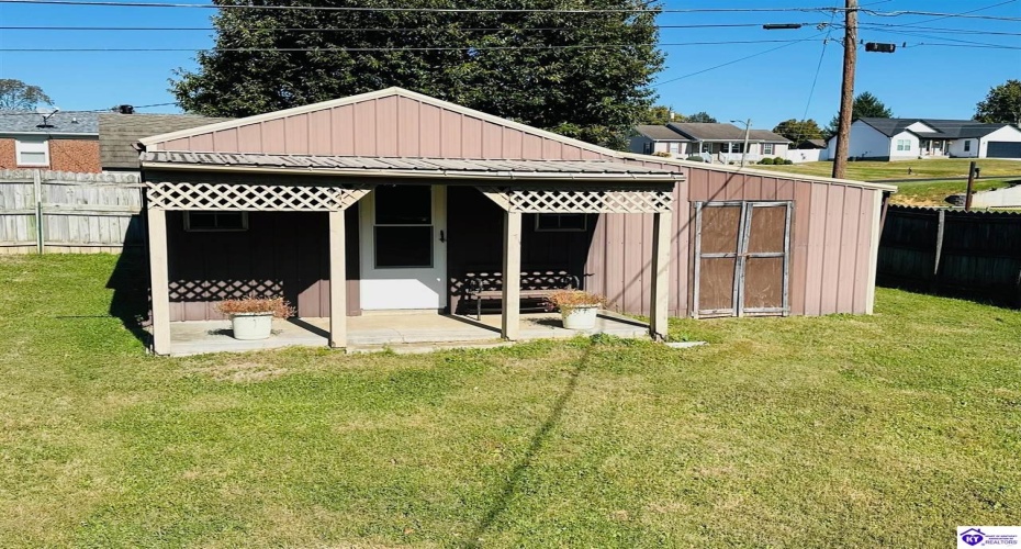 Valley Drive, Greensburg, Kentucky 42743, ,1 BathroomBathrooms,For Sale,Valley Drive,HK24004034