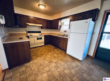 Valley Drive, Greensburg, Kentucky 42743, ,1 BathroomBathrooms,For Sale,Valley Drive,HK24004034