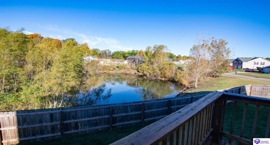 Fox Ridge Road, Radcliff, Kentucky 40160, ,3 BathroomsBathrooms,For Sale,Fox Ridge Road,HK24004041