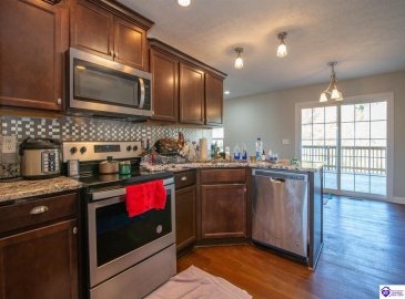 Fox Ridge Road, Radcliff, Kentucky 40160, ,3 BathroomsBathrooms,For Sale,Fox Ridge Road,HK24004041