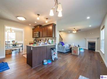 Fox Ridge Road, Radcliff, Kentucky 40160, ,3 BathroomsBathrooms,For Sale,Fox Ridge Road,HK24004041