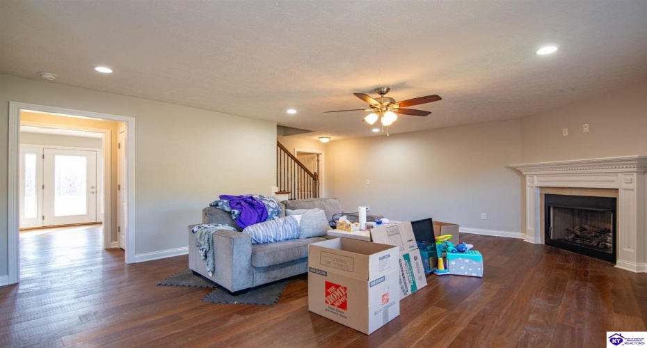 Fox Ridge Road, Radcliff, Kentucky 40160, ,3 BathroomsBathrooms,For Sale,Fox Ridge Road,HK24004041