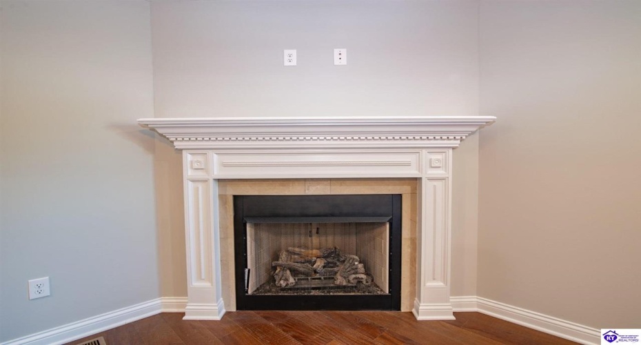 Fox Ridge Road, Radcliff, Kentucky 40160, ,3 BathroomsBathrooms,For Sale,Fox Ridge Road,HK24004041