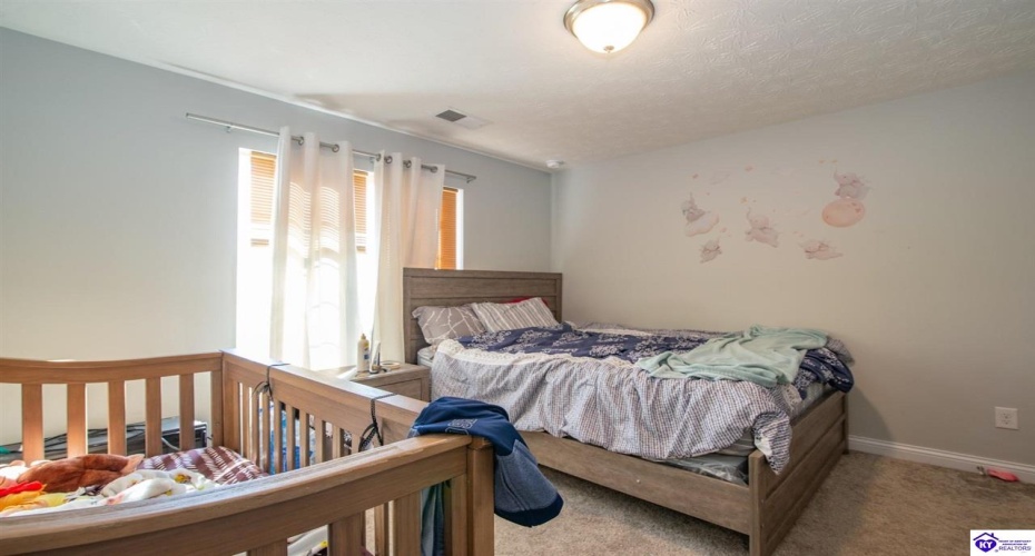 Fox Ridge Road, Radcliff, Kentucky 40160, ,3 BathroomsBathrooms,For Sale,Fox Ridge Road,HK24004041