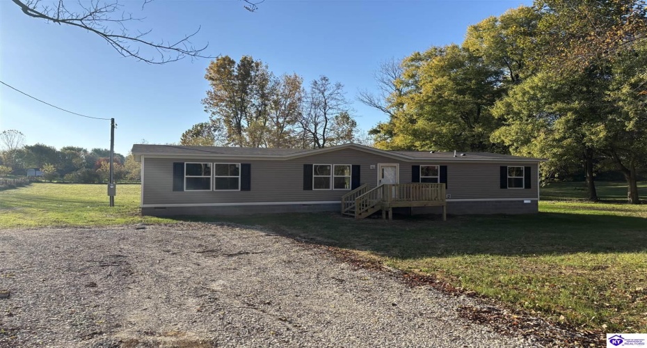 Jennings Knob Road, Vine Grove, Kentucky 40175, ,2 BathroomsBathrooms,For Sale,Jennings Knob Road,HK24004042