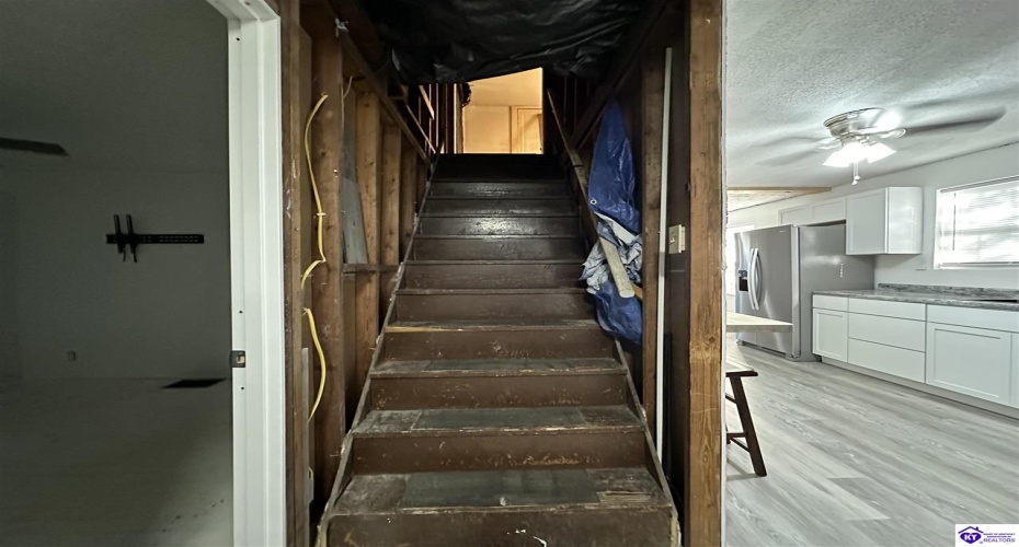 Vine Street, Radcliff, Kentucky 40160, ,1 BathroomBathrooms,For Sale,Vine Street,HK24004047