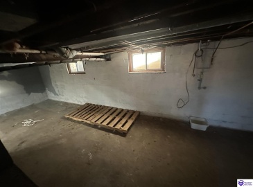 Vine Street, Radcliff, Kentucky 40160, ,1 BathroomBathrooms,For Sale,Vine Street,HK24004047