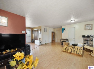 Blair Road, Cave City, Kentucky 42127, ,2 BathroomsBathrooms,For Sale,Blair Road,HK24004048