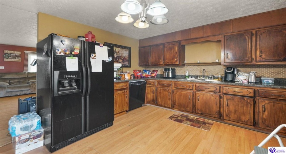 Blair Road, Cave City, Kentucky 42127, ,2 BathroomsBathrooms,For Sale,Blair Road,HK24004048