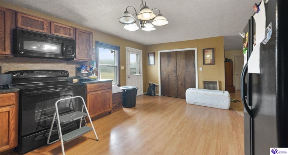 Blair Road, Cave City, Kentucky 42127, ,2 BathroomsBathrooms,For Sale,Blair Road,HK24004048