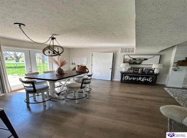 Hawkins Road, Hodgenville, Kentucky 42748, ,4 BathroomsBathrooms,For Sale,Hawkins Road,HK24001460