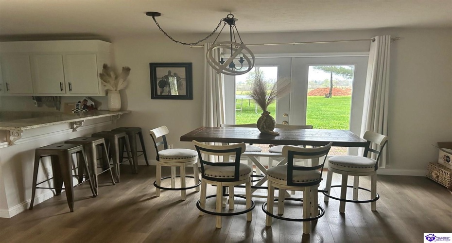 Hawkins Road, Hodgenville, Kentucky 42748, ,4 BathroomsBathrooms,For Sale,Hawkins Road,HK24001460