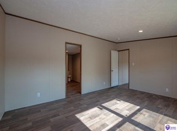 Eagles Nest Road, Ekron, Kentucky 40117, ,2 BathroomsBathrooms,For Sale,Eagles Nest Road,HK24003547