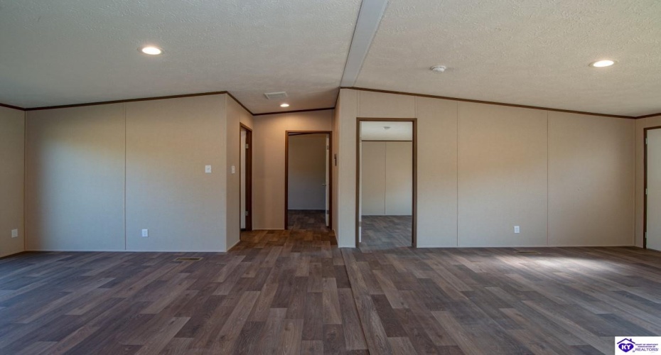 Eagles Nest Road, Ekron, Kentucky 40117, ,2 BathroomsBathrooms,For Sale,Eagles Nest Road,HK24003547