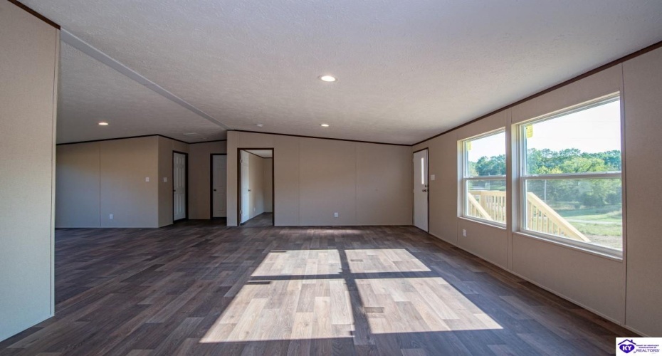 Eagles Nest Road, Ekron, Kentucky 40117, ,2 BathroomsBathrooms,For Sale,Eagles Nest Road,HK24003547