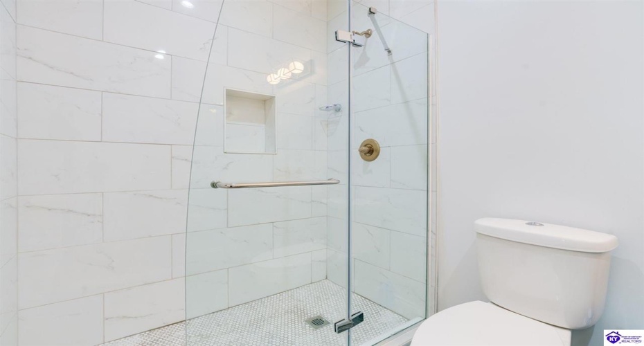 Sunbeam Road, Leitchfield, Kentucky 42754, ,2 BathroomsBathrooms,For Sale,Sunbeam Road,HK24004053