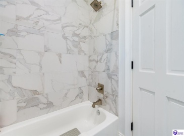 Sunbeam Road, Leitchfield, Kentucky 42754, ,2 BathroomsBathrooms,For Sale,Sunbeam Road,HK24004053