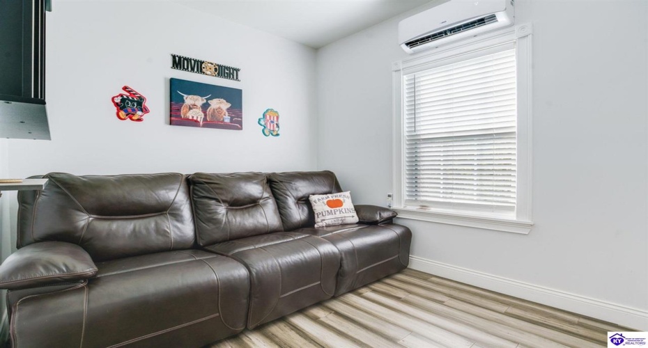 Sunbeam Road, Leitchfield, Kentucky 42754, ,2 BathroomsBathrooms,For Sale,Sunbeam Road,HK24004053