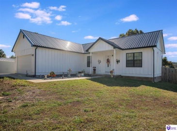 Sunbeam Road, Leitchfield, Kentucky 42754, ,2 BathroomsBathrooms,For Sale,Sunbeam Road,HK24004053