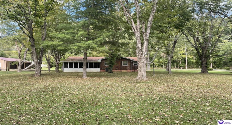 Battle Training Road, Elizabethtown, Kentucky 42701-6110, ,2 BathroomsBathrooms,For Sale,Battle Training Road,HK24004057