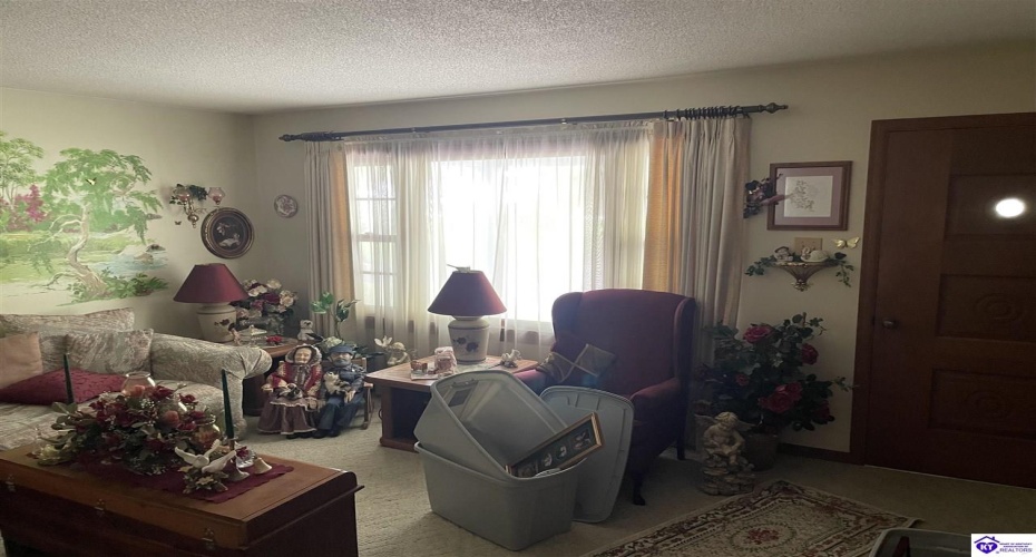 Battle Training Road, Elizabethtown, Kentucky 42701-6110, ,2 BathroomsBathrooms,For Sale,Battle Training Road,HK24004057