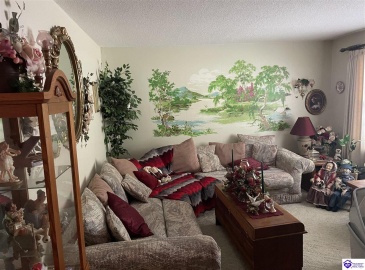 Battle Training Road, Elizabethtown, Kentucky 42701-6110, ,2 BathroomsBathrooms,For Sale,Battle Training Road,HK24004057