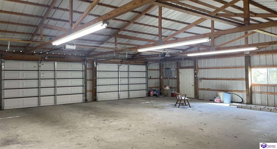 Battle Training Road, Elizabethtown, Kentucky 42701-6110, ,2 BathroomsBathrooms,For Sale,Battle Training Road,HK24004057