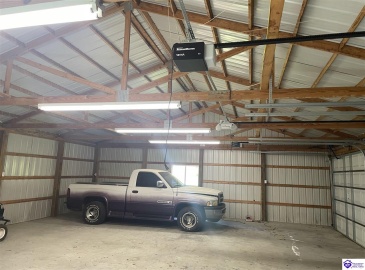 Battle Training Road, Elizabethtown, Kentucky 42701-6110, ,2 BathroomsBathrooms,For Sale,Battle Training Road,HK24004057