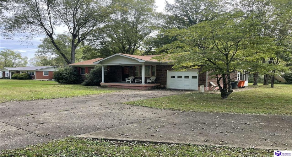Battle Training Road, Elizabethtown, Kentucky 42701-6110, ,2 BathroomsBathrooms,For Sale,Battle Training Road,HK24004057