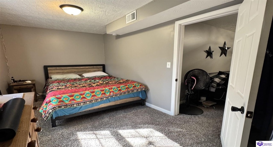 Berryman Road, Brandenburg, Kentucky 40108, ,1 BathroomBathrooms,For Sale,Berryman Road,HK24004058