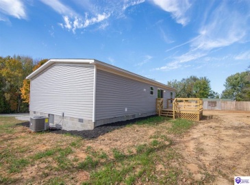 Dixie Highway, Upton, Kentucky 42784, ,2 BathroomsBathrooms,For Sale,Dixie Highway,HK24004061