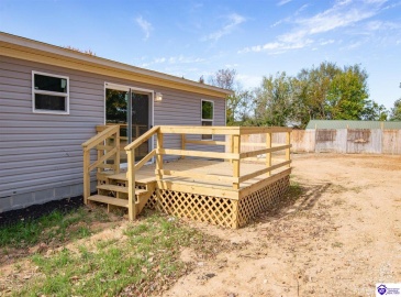 Dixie Highway, Upton, Kentucky 42784, ,2 BathroomsBathrooms,For Sale,Dixie Highway,HK24004061