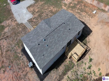 Dixie Highway, Upton, Kentucky 42784, ,2 BathroomsBathrooms,For Sale,Dixie Highway,HK24004061