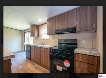 Dixie Highway, Upton, Kentucky 42784, ,2 BathroomsBathrooms,For Sale,Dixie Highway,HK24004065