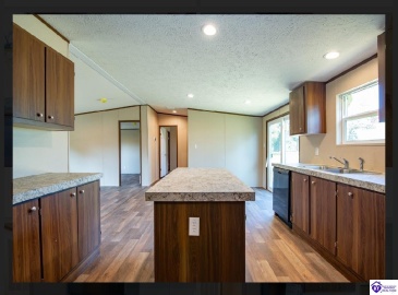 Dixie Highway, Upton, Kentucky 42784, ,2 BathroomsBathrooms,For Sale,Dixie Highway,HK24004065